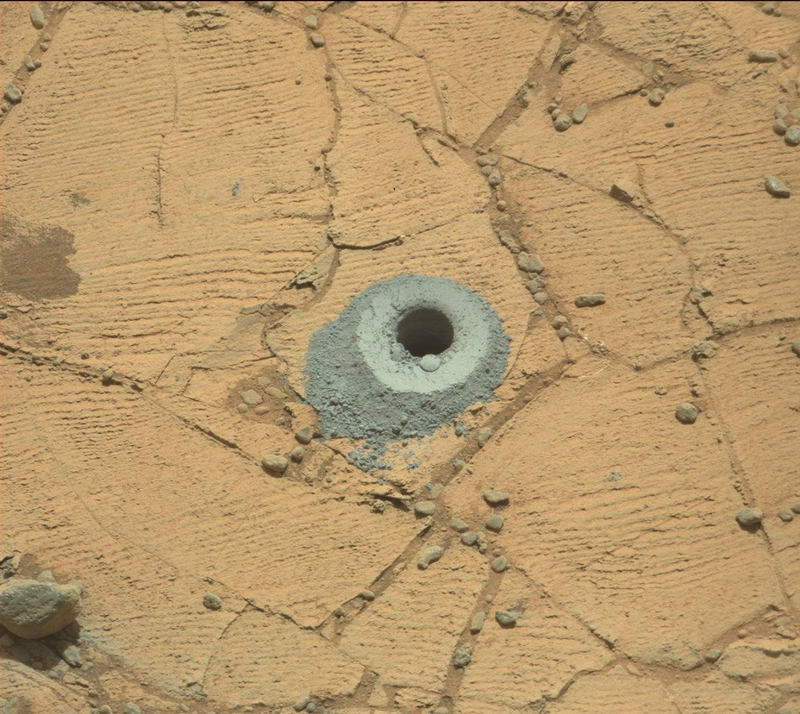Illustration for article titled 8 Places Where the Curiosity Rover Left Drill Holes on Mars